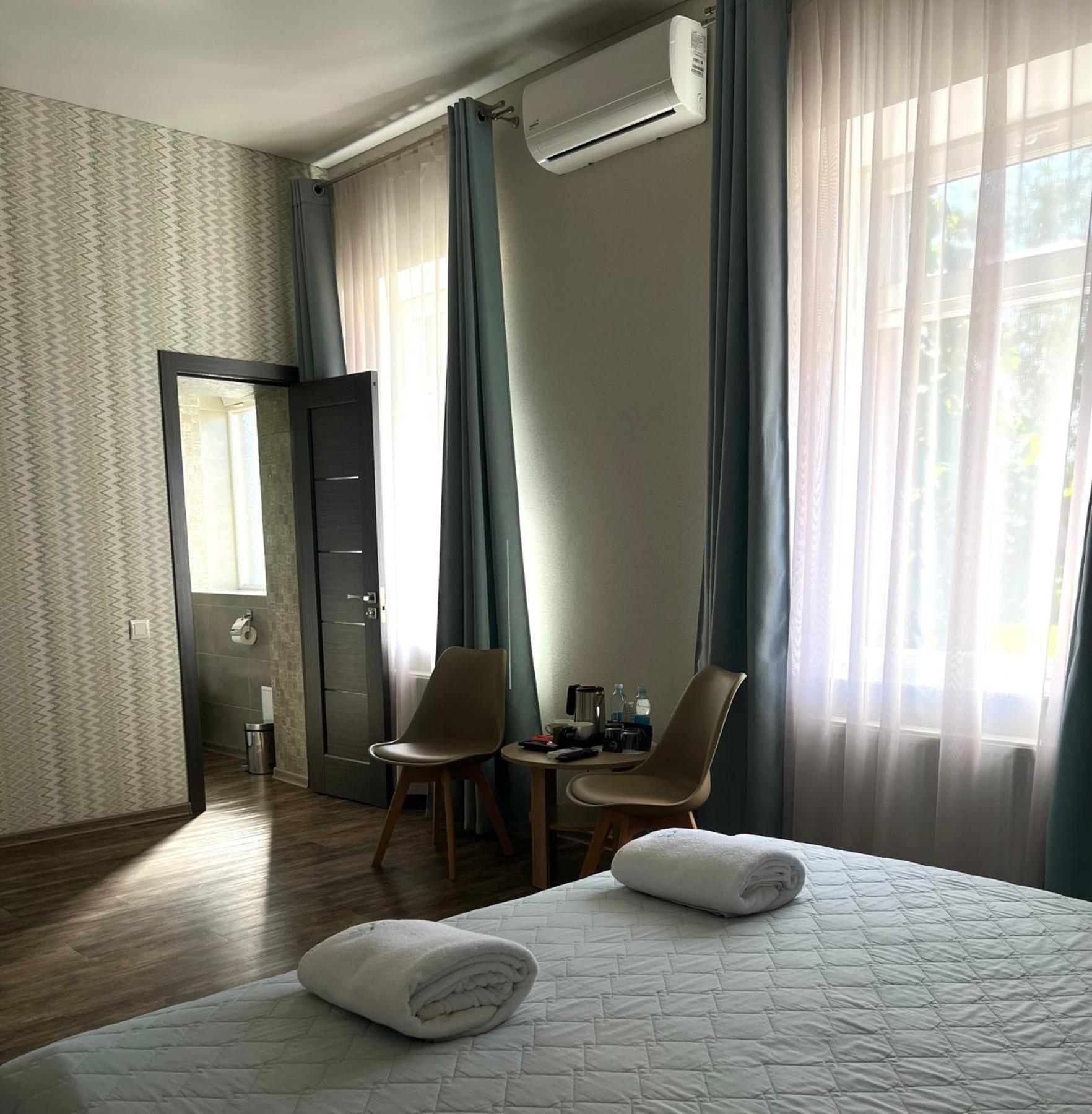 Hotel Dozari Korostyshiv Eksteriør bilde